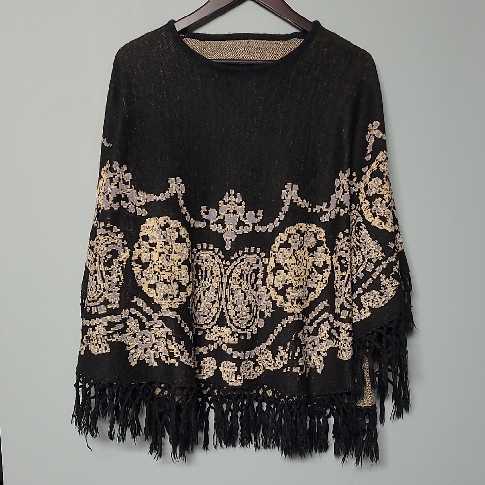 Chic Black and Gold Patterned Poncho